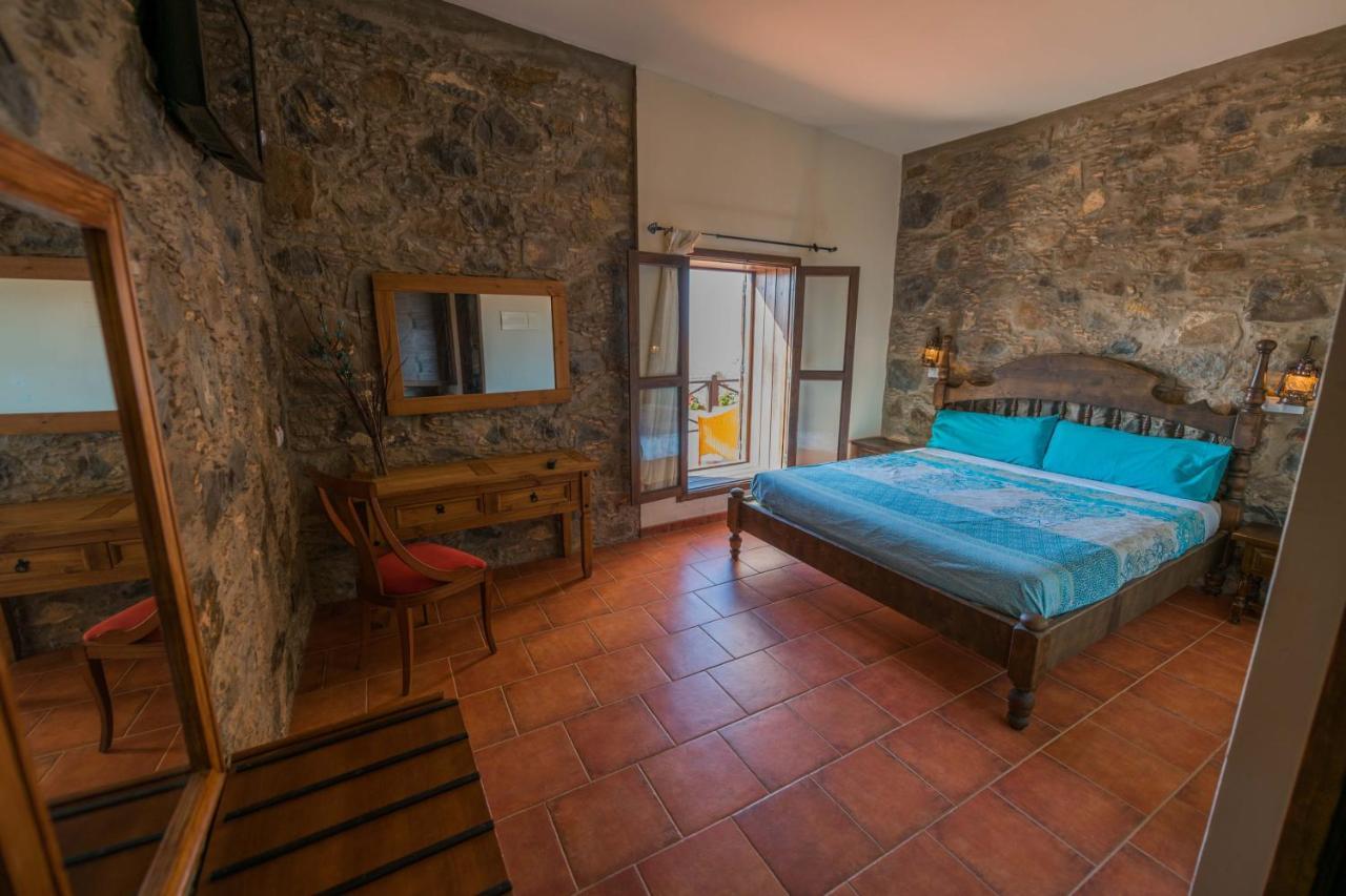 Hotel Rural Huerto Viejo Tesejerague Екстериор снимка