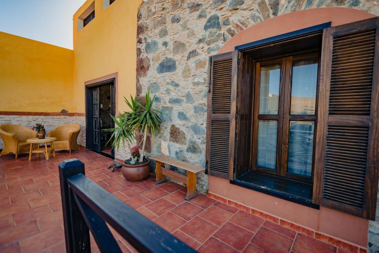 Hotel Rural Huerto Viejo Tesejerague Екстериор снимка