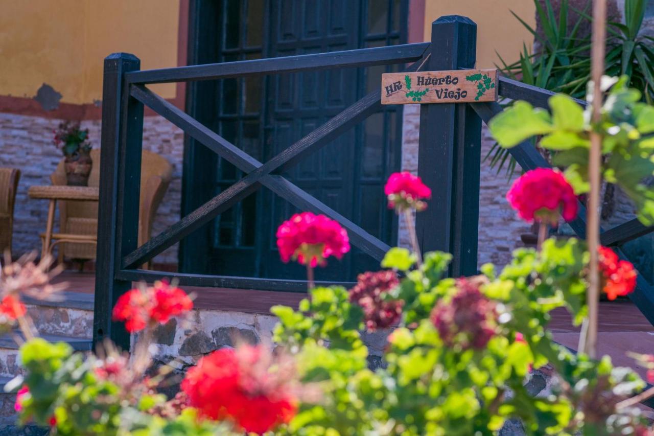 Hotel Rural Huerto Viejo Tesejerague Екстериор снимка