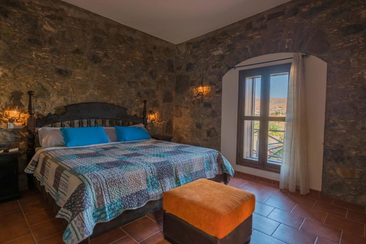 Hotel Rural Huerto Viejo Tesejerague Екстериор снимка